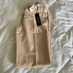 NWT Express Women’s Editor Ankle Straight Leg Dress Pants in Beige
